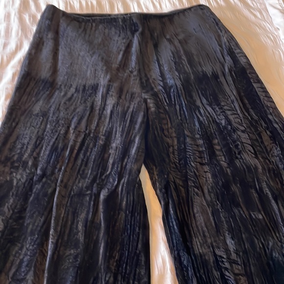 Franco Mirabelli pant suit. Jet black , metallic thread & Velvet pants. Size 10 - Picture 11 of 11